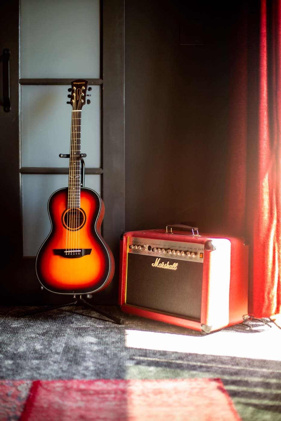A guitar and amp in the Pearl Jam Suite at Edgewater